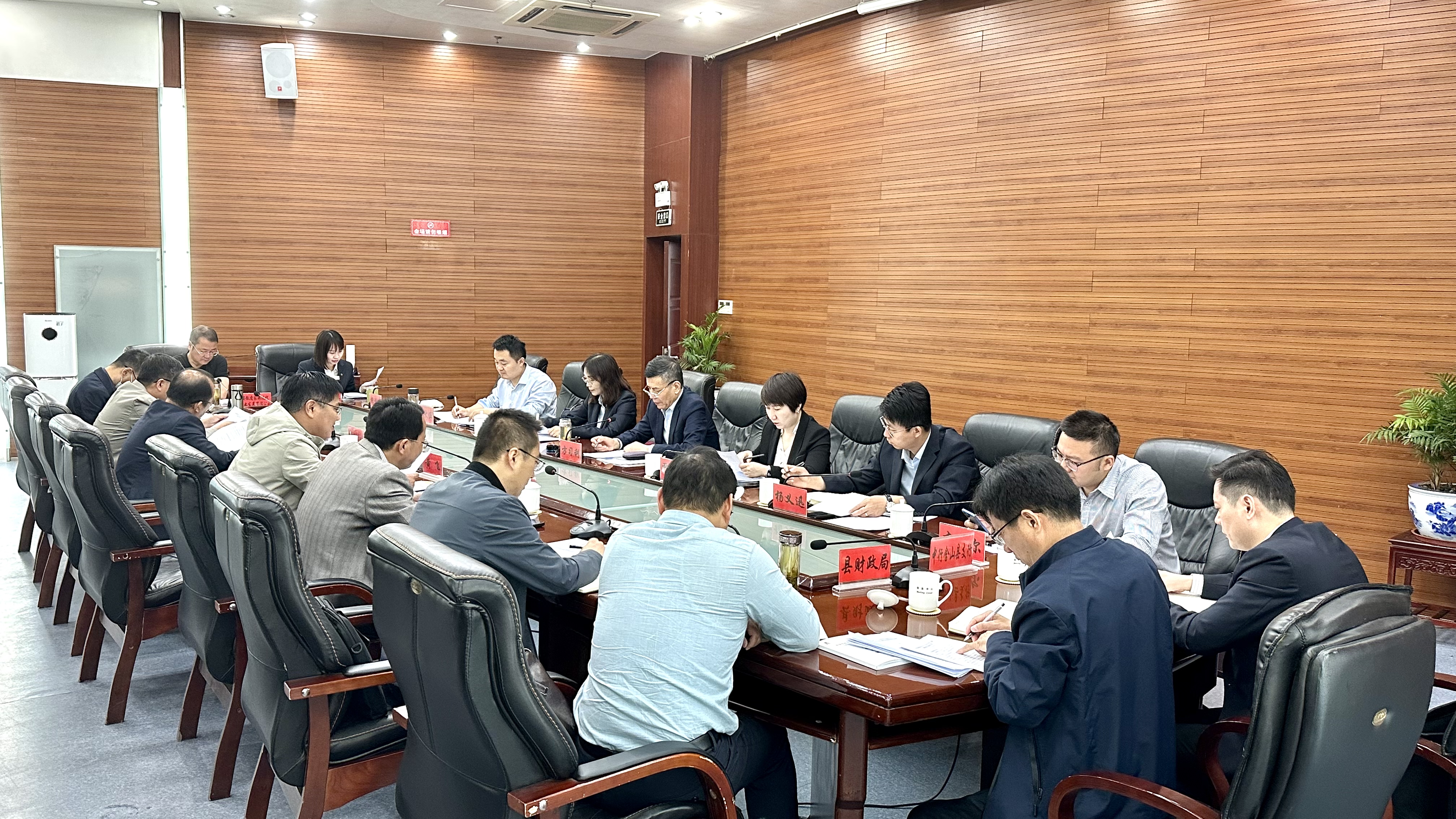 f0dcd6583a3fed513a2f49b91925b7a.jpg f0dcd6583a3fed513a2f49b91925b7a.jpg